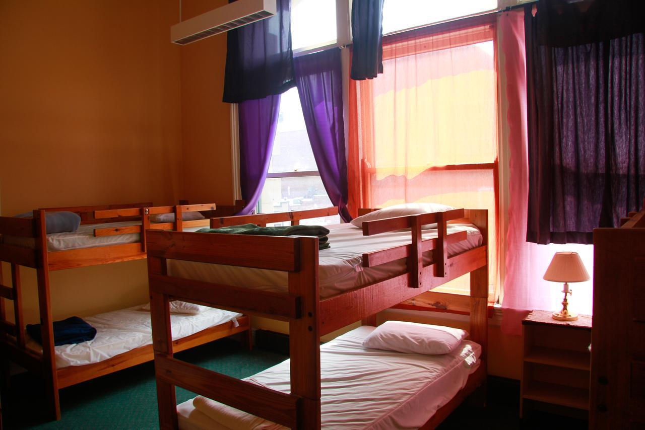 Hostel Buffalo-Niagara Exterior photo